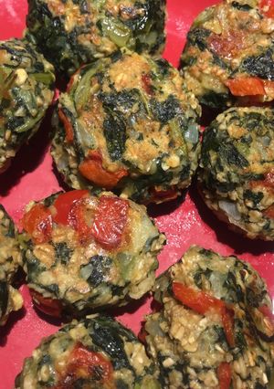 Una foto de Croquetas/bolitas de espinaca o acelga con avena