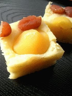 A picture of Lazy Kuri Kinton (sweet potato purée with chestnuts).