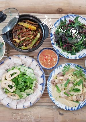 Hình của món Mâm cơm kiểu Huế.
