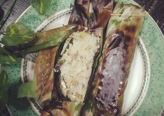 Pepes teri nasi