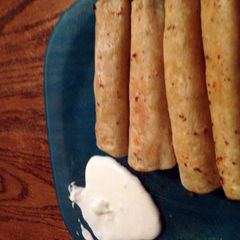 A picture of California Chicken Taquitos.