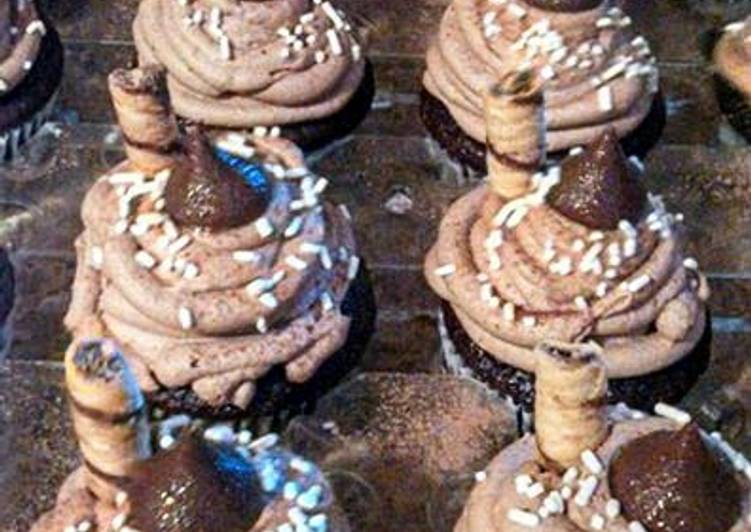 Simple Way to Make Homemade *Hershey Kiss Cupcakes*