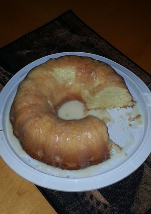 A picture of 7 Up Bunt Cake.