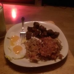 A picture of Steak bites, eggs, & hashbrowns.