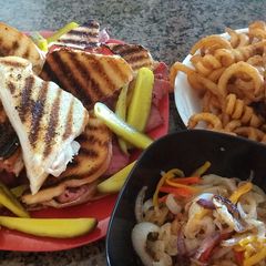 A picture of Chick~Strami Grillers!.