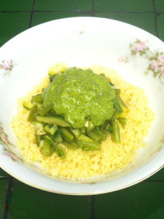 Una foto de Ensalada con cous cous, ejotes y calabacitas