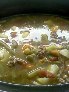 A picture of Crock Pot Soup.