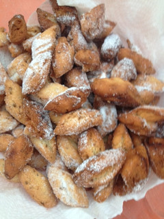Una foto de Castañas de anís para Carnaval con Thermomix
