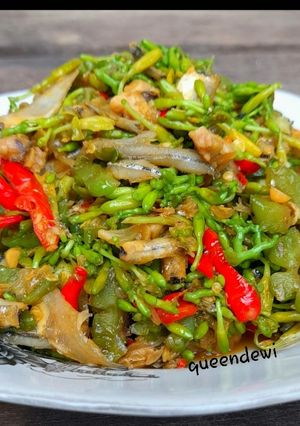 Foto resep Oseng Kembang Kates campur Pare