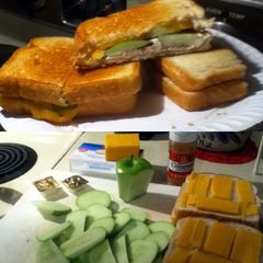 A picture of Apple Pie Grilled Cheese.