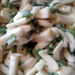 A picture of Creamy White Radish Salad.