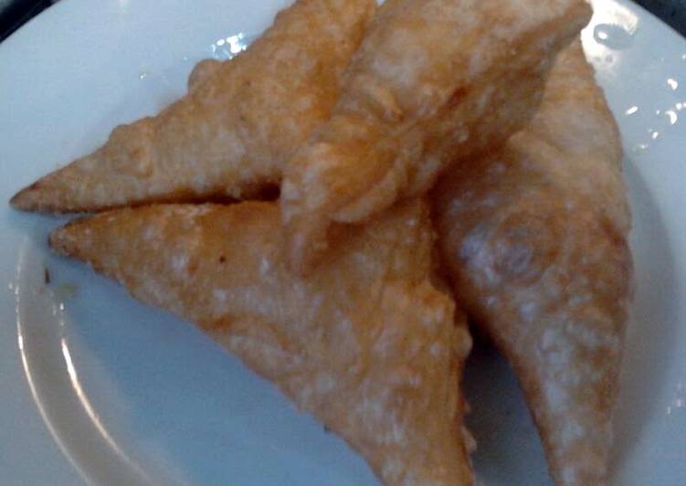 Simple Way to Make Homemade Amy&#39;s Triangle Puff Pastry Delights . :-)