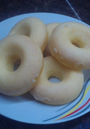 A picture of Baked Cinnamon And Sugar Donuts.