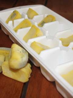 A picture of Herb cooking blocks.