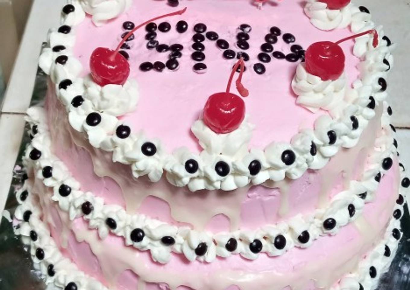 Kue Ulang Tahun 2 tingkat Sederhana