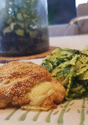 A picture of 16• Salmon Cordon Bleu.
