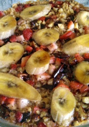 A picture of Vickys Breakfast Baked Fruity Oats, GF DF EF SF NF.