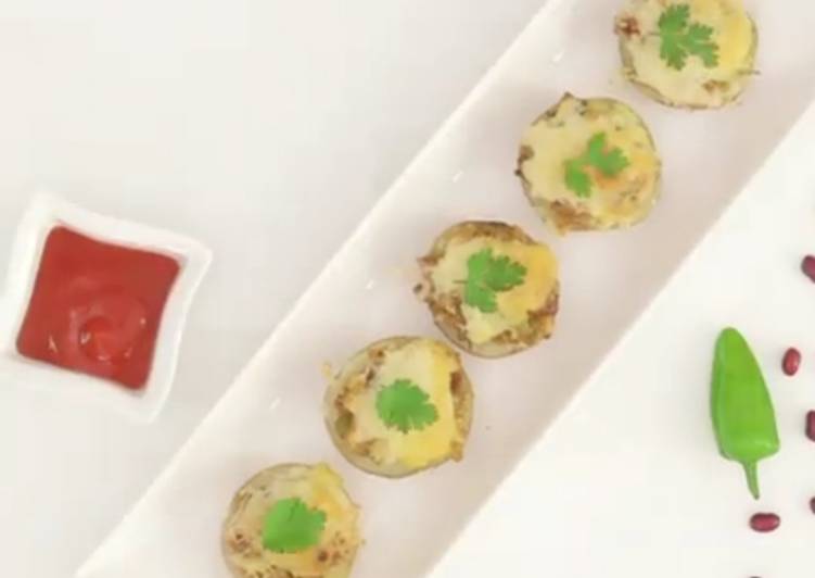 Recipe of Super Quick Homemade Cheesy Tandoori Bullet Potatoes
