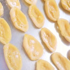 Fresh Pasta Recipe Number 20: Strascinati A picture of Fresh Pasta Recipe Number 20: Strascinati.