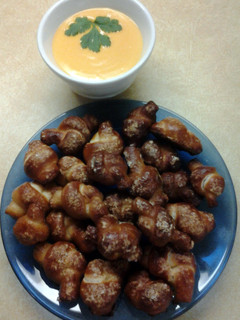 A picture of Easy Pretzel Knot Bites.