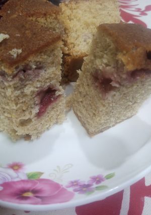 A picture of Strawberry Pistachio Cake.