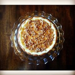 A picture of Pecan Praline Cheesecake.