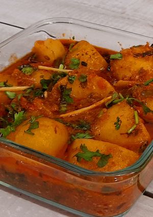 A picture of Punjabi Dum Aloo.