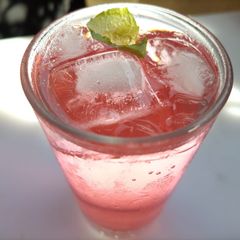 A picture of Pink citrus  mocktail.