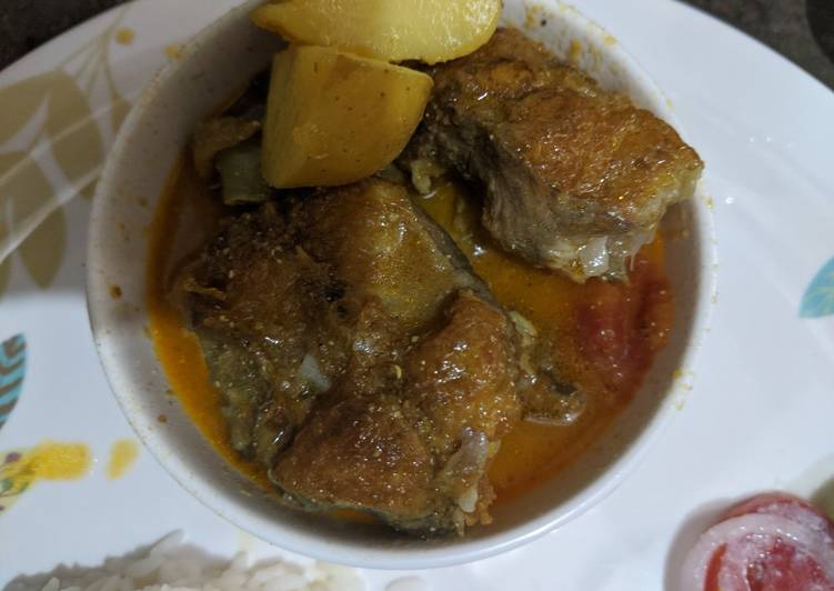 Magura macha jhola cat fish curry