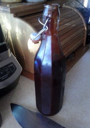 A picture of Marion-berry BBQ Sauce.