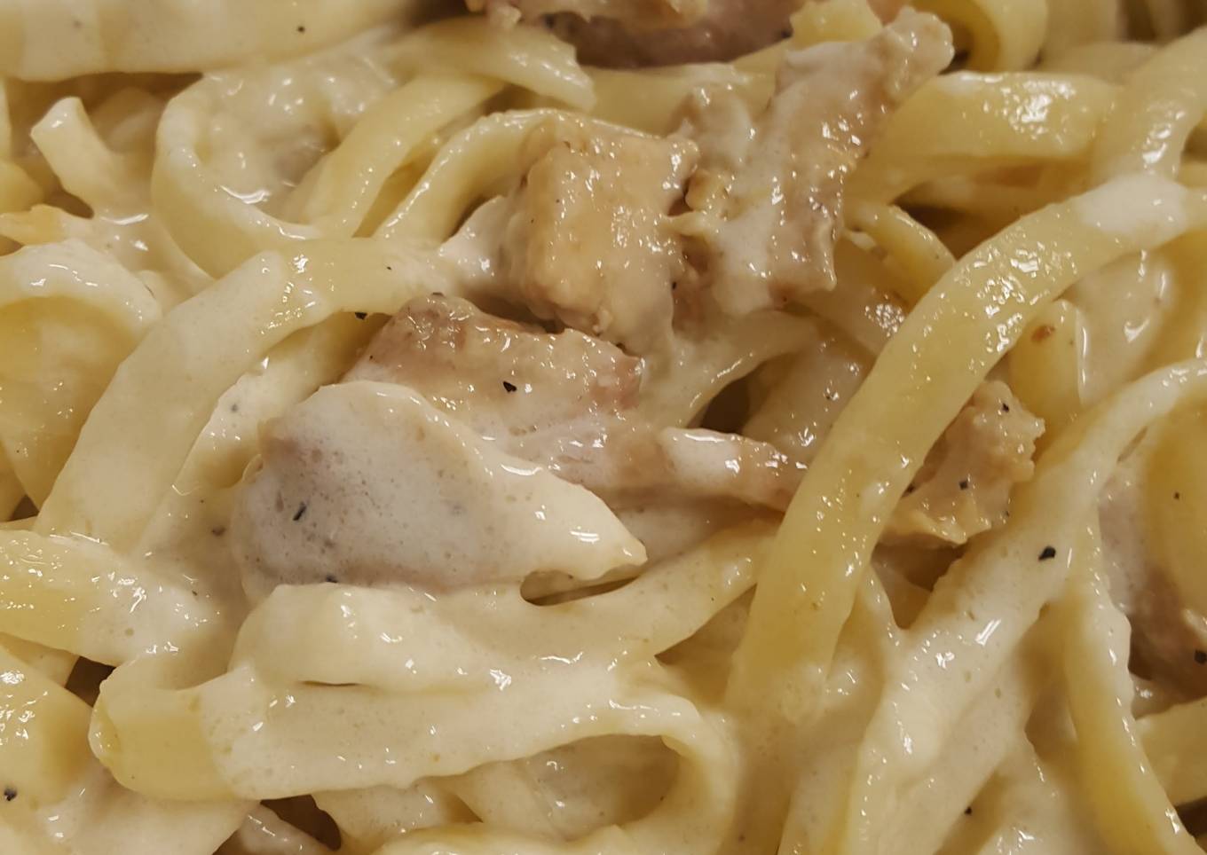 Chicken Fettuccine Alfredo