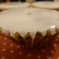 A picture of Cinnamon and ginger apple cakes.
