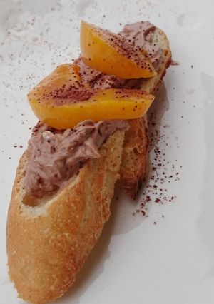 A picture of Cocoa Cream Cheese Baquette Snack.