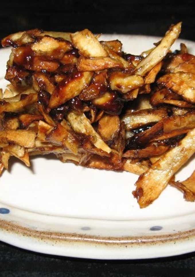 A picture of Macrobiotic: Burdock Root Tazukuri.