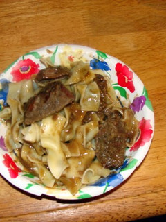 A picture of taisen's beef tips with red wine gravy.