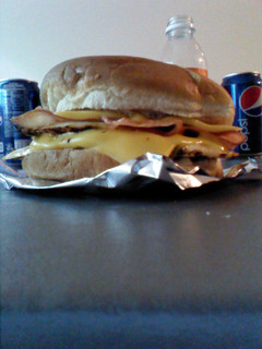 A picture of breakfast sandwich.