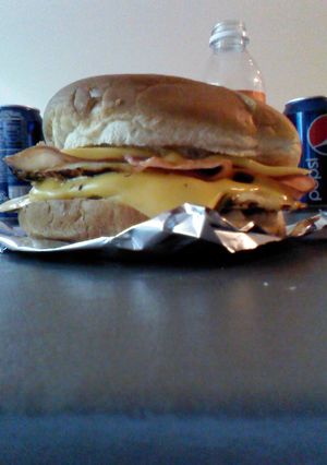 A picture of breakfast sandwich.