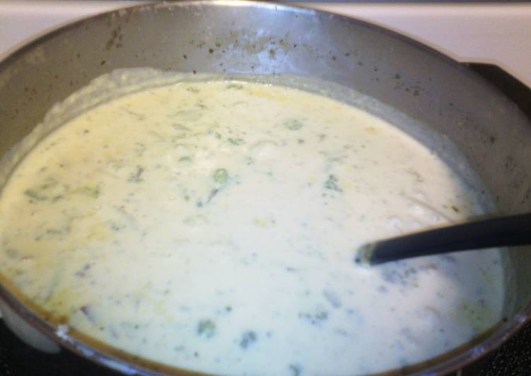 Super Yummy Stinky cheese soup