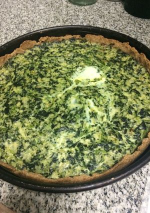 Una foto de Tarta de espinacas con masa de harina integral