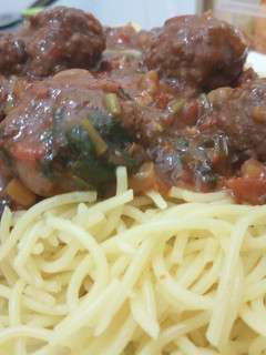 A picture of Spaghetti And Meat Balls.
