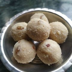 Diwali Rava Ladoo A picture of Diwali Rava Ladoo.