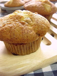 A picture of Country-Style Muffin with Irregular Apples.