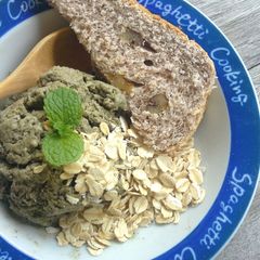 A picture of Vegan Green Tea Ice-cream.
