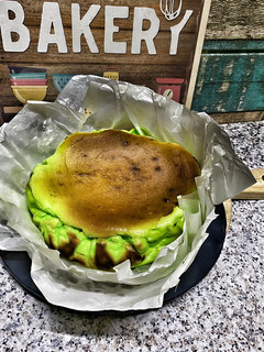 Gambar Pandan burn cheese cake versi keto