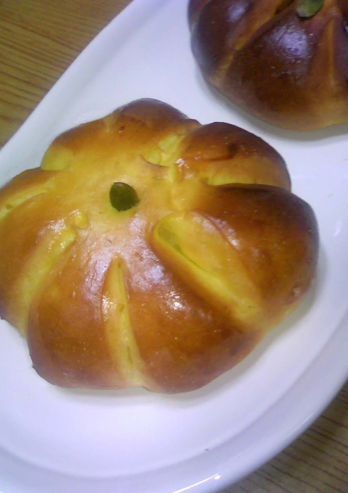 A picture of Basic Bread Dough (with bread making tips, including hand-kneading instructions).