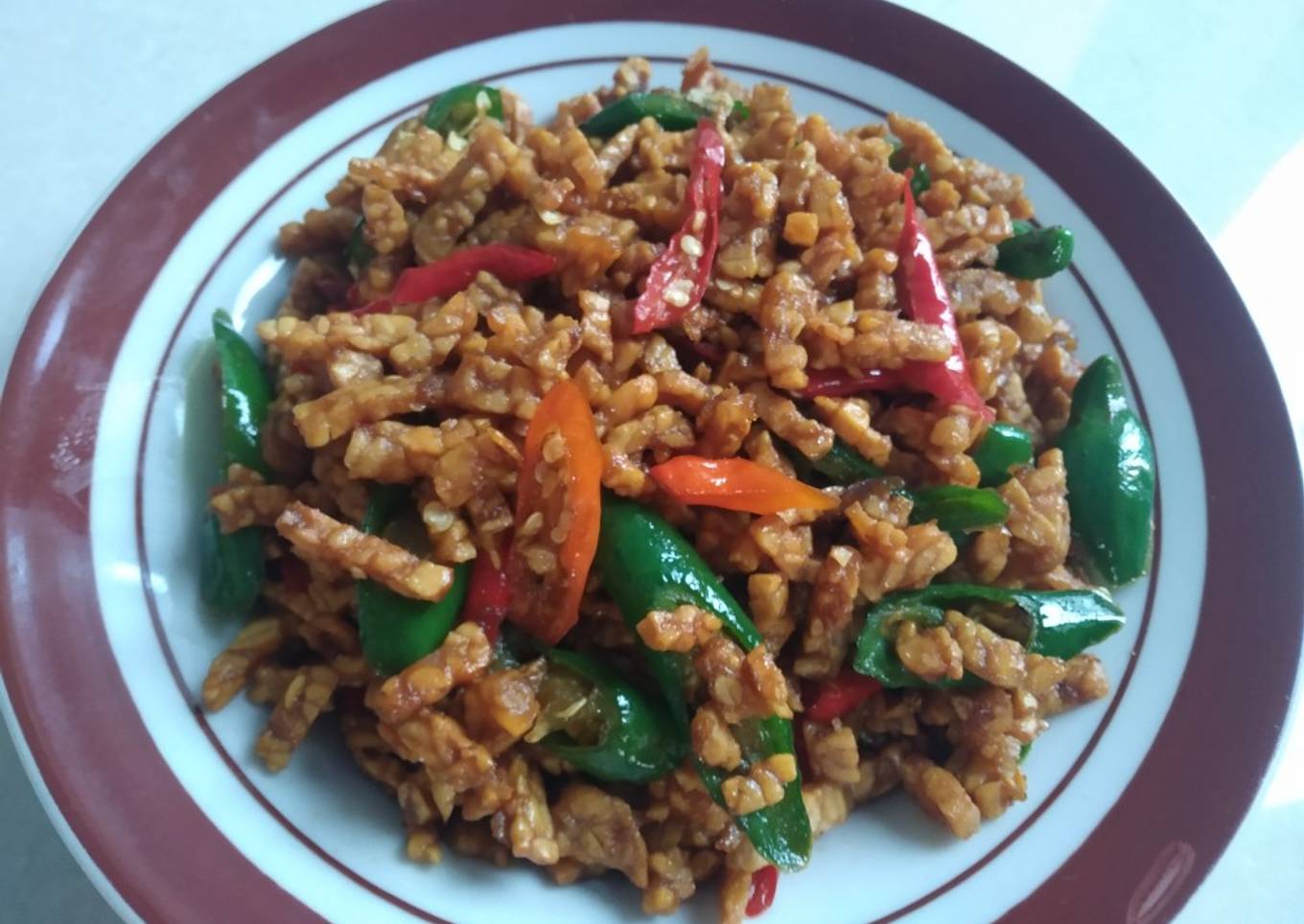 Orek tempe krenyess