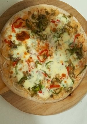 Una foto de 🍕 Pizza blanca (sin salsa de 🍅)