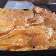 A picture of Tumeric crisps.