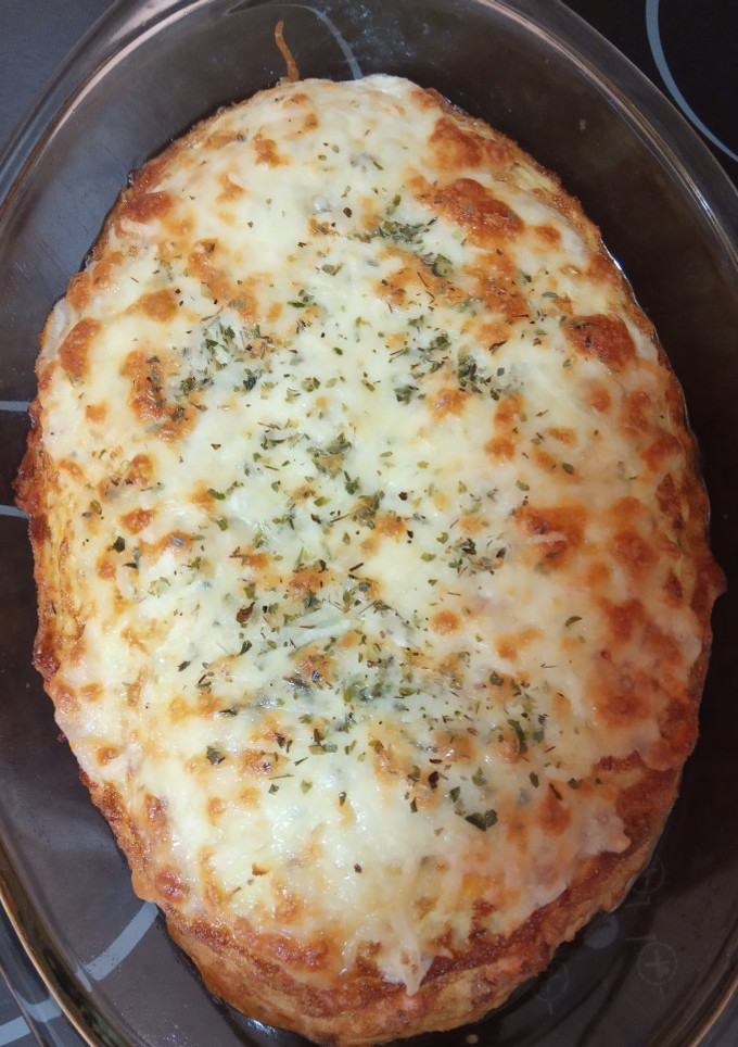 Una foto de Pastel de tortilla de claras con verduras al horno