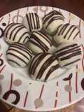 Trufas de galletitas oreos bañadas en chocolate